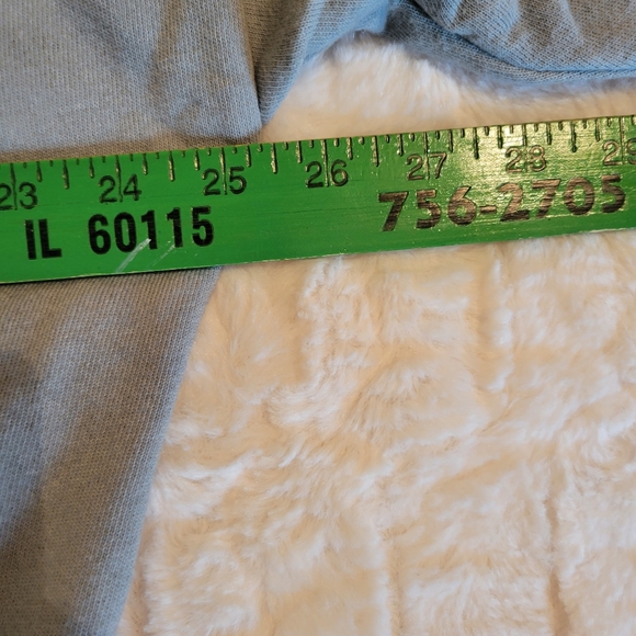 Tye dye off the shoulder sweatshirt - Picture 5 of 10